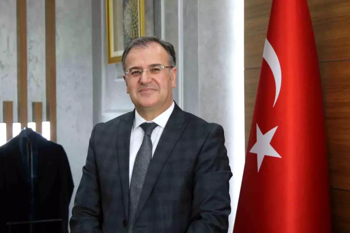 Başkan Özdoğan: "Gazilerimiz, milletimizin gönlünde ölümsüzleşmiş kahramanlardır"