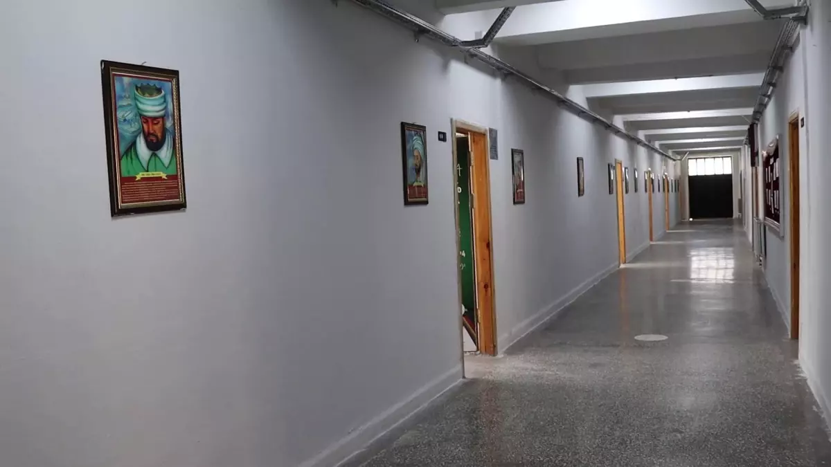 İyilik Hareketi 11 Okulu Yeniledi