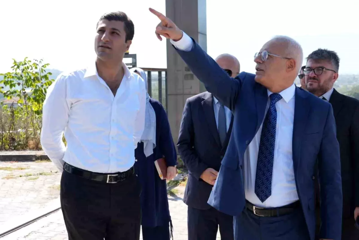 Düzce\'de Kız Yurdu Bakım Çalışmaları Devam Ediyor