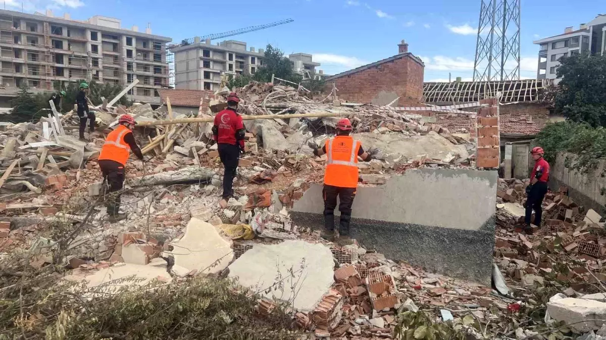 Konya\'da Deprem Tatbikatı Gerçekleşti