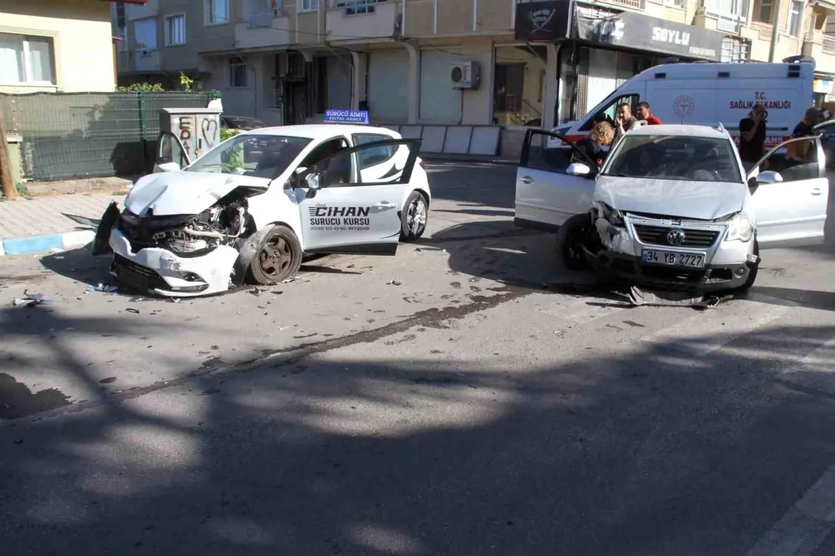 Beyşehir\'de İki Trafik Kazası: 6 Yaralı