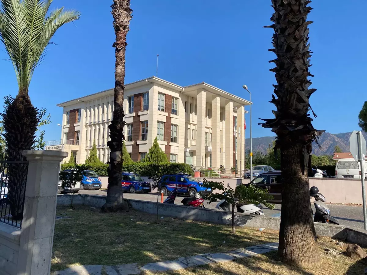 Köyceğiz\'de Sahte Belge Skandalı: 3 Gözaltı