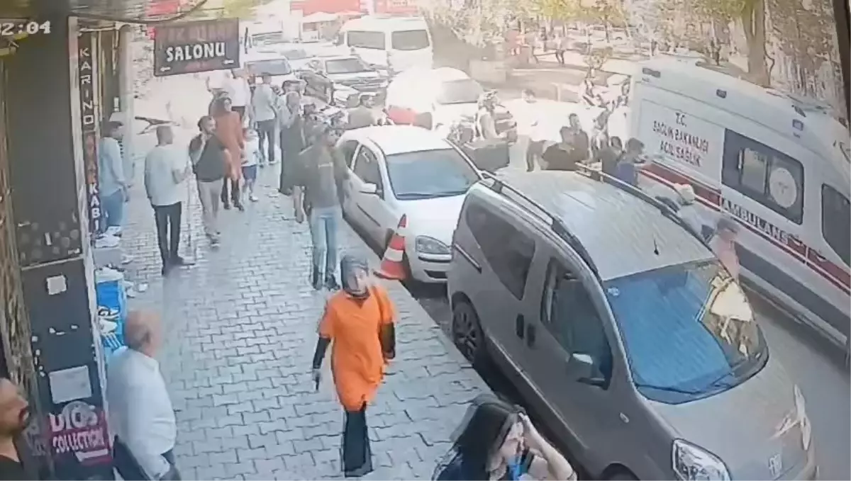 Elazığ\'da Kavga: 5 Kişi 3\'ünü Yaraladı