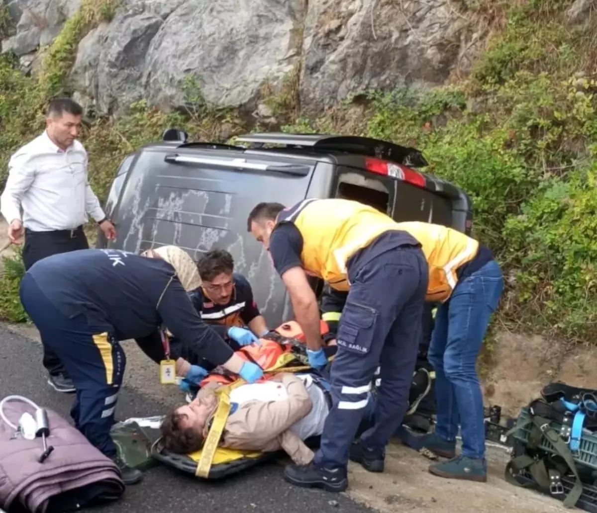 Zonguldak\'ta Yağışlı Hava Kazaya Yol Açtı: 1 Yaralı