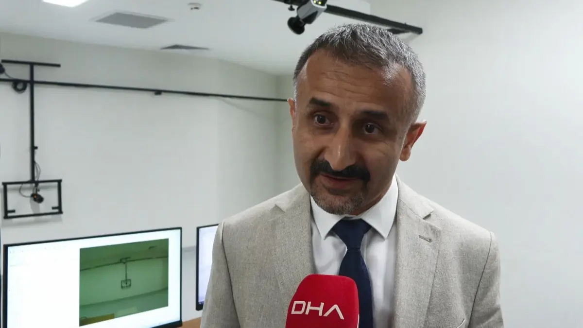 Erdal yeniden yürümeye başladı