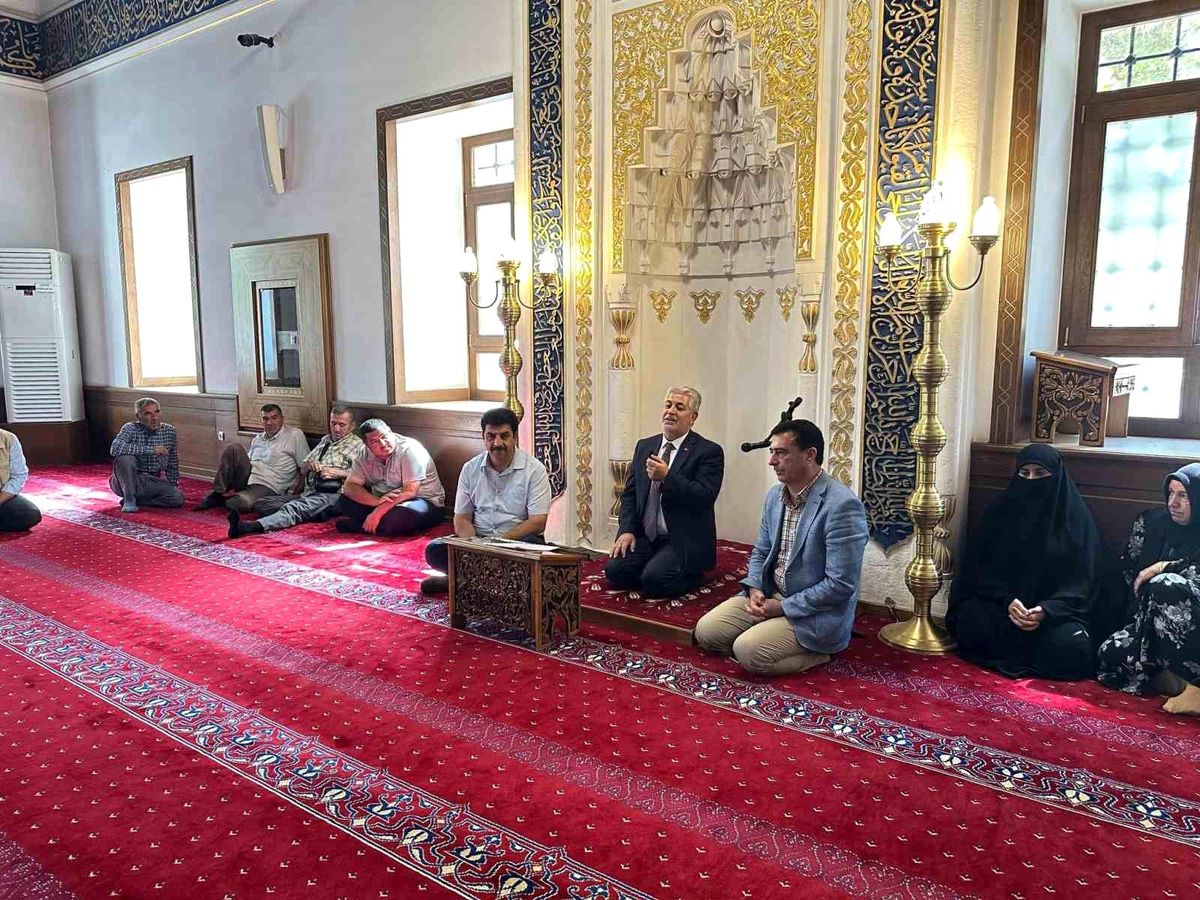 Elazığ\'da Umre Semineri Düzenlendi