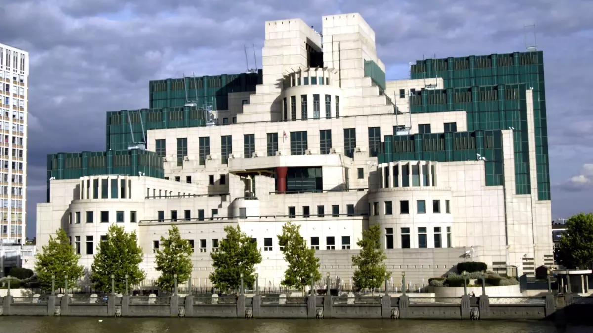 MI6, Dark Web\'de Casus Portalı Açtı