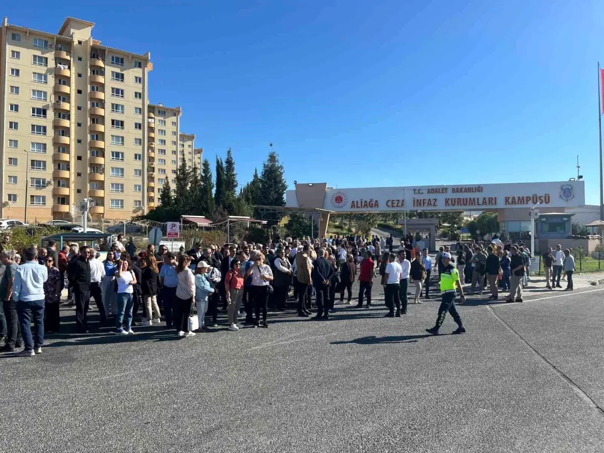 İzmir Büyükşehir yolsuzluk davasında Soyer ve Aslanoğlu savunmalarını yaptı