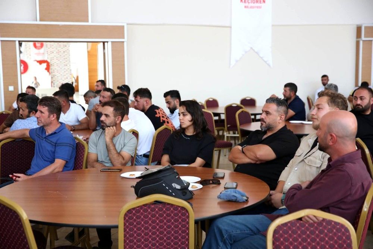 Keçiören Belediyesi\'nden Motivasyon ve İletişim Semineri