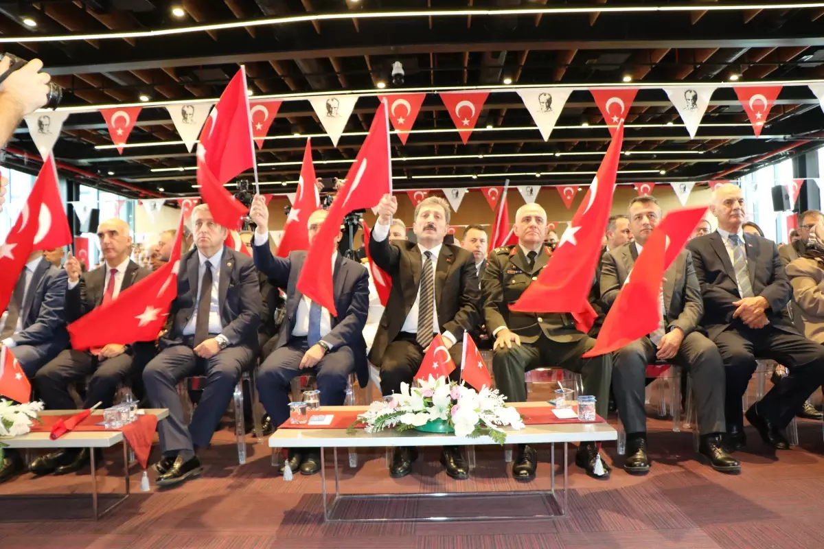 Samsun\'daki törenlere tekerlekli sandalyesiyle katılan 87 yaşındaki \'Kore Gazisi\'ne vefa