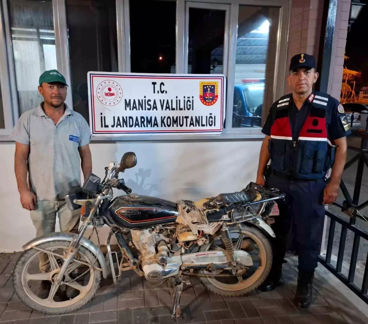 5 yıldır aranan çalıntı motosiklet Salihli\'de bulundu