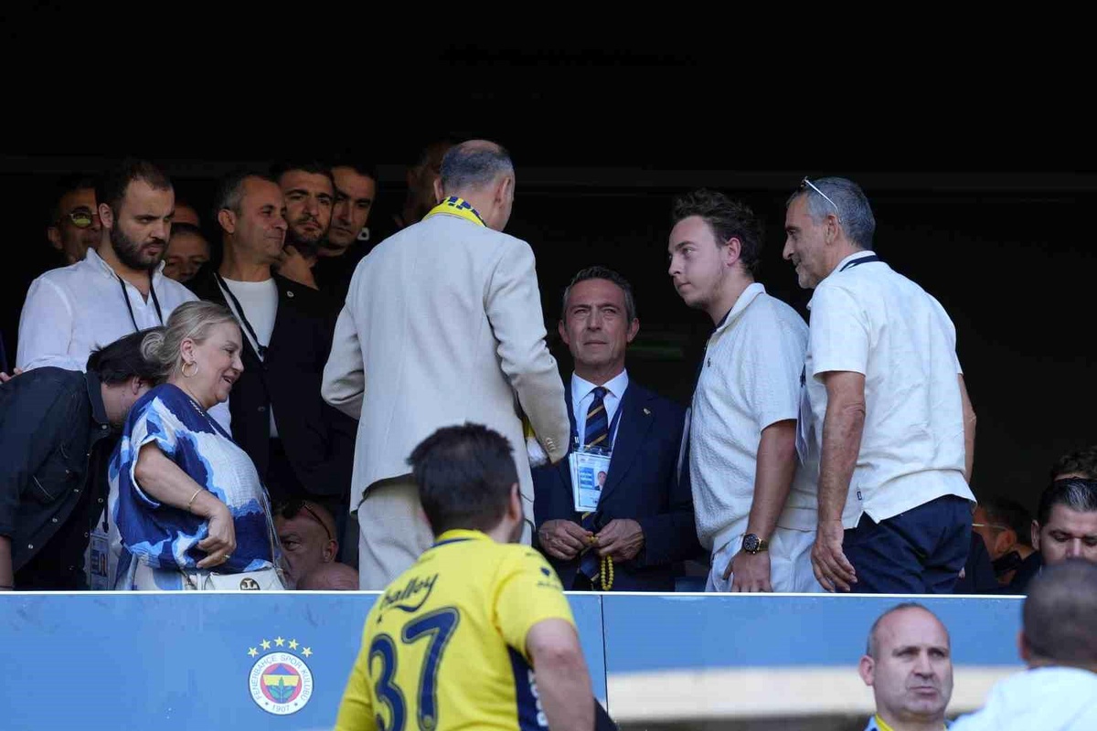 Fenerbahçe\'de Gergin Anlar