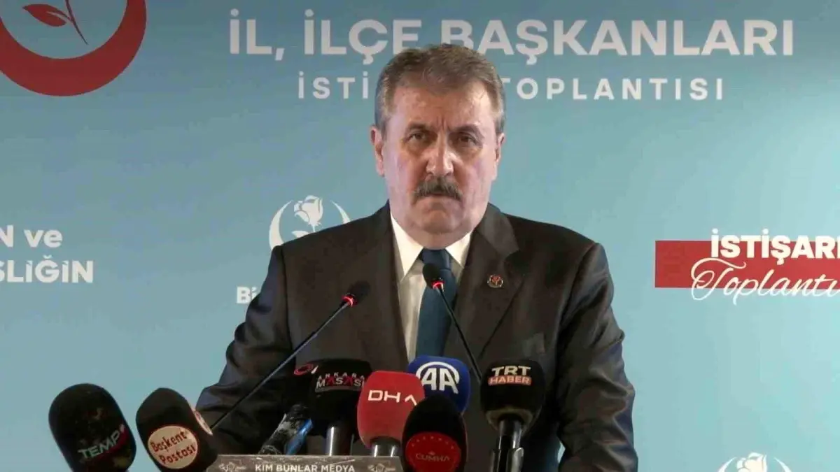 Mustafa Destici: \'Nükleer Silah Olmadan Caydırıcılık Mümkün Değil\'