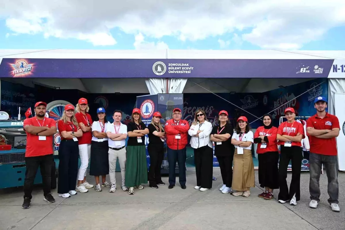 BEUN Rektörü Prof. Dr. Özölçer\'den TEKNOFEST\'25\'e ziyaret