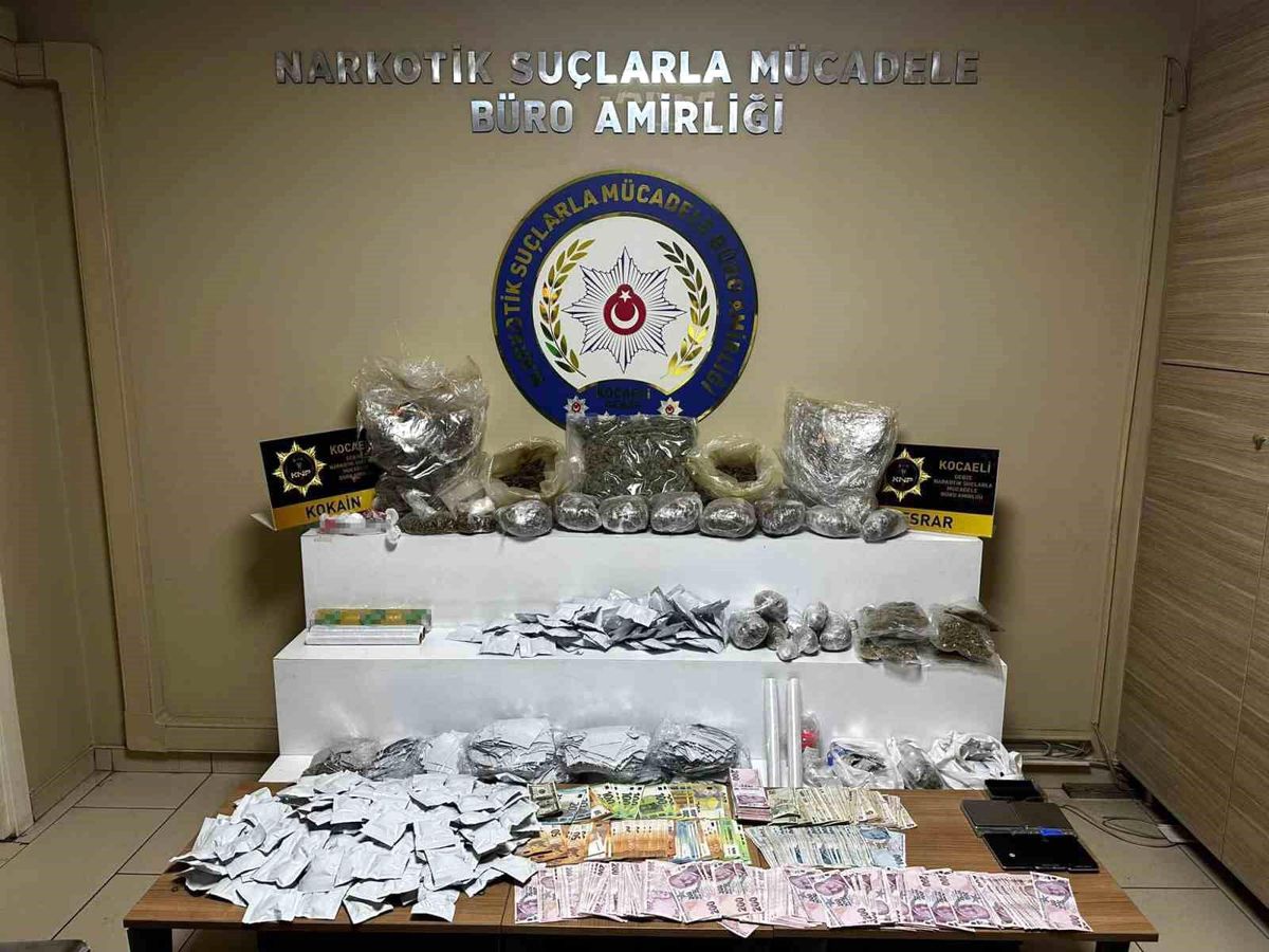 Kocaeli\'de Uyuşturucu Operasyonu: 9 Kilo Ele Geçirildi