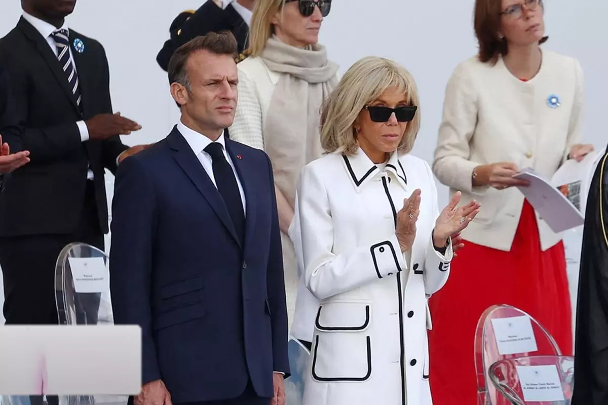 Macron\'un eşi \'erkek doğdu\' iddialarını çürütmek için mahkemeye kanıt sunacak