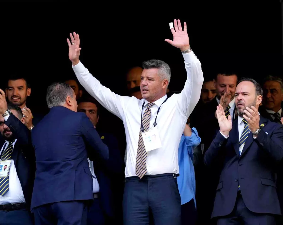Sadettin Saran Fenerbahçe Başkanlığı için Aday