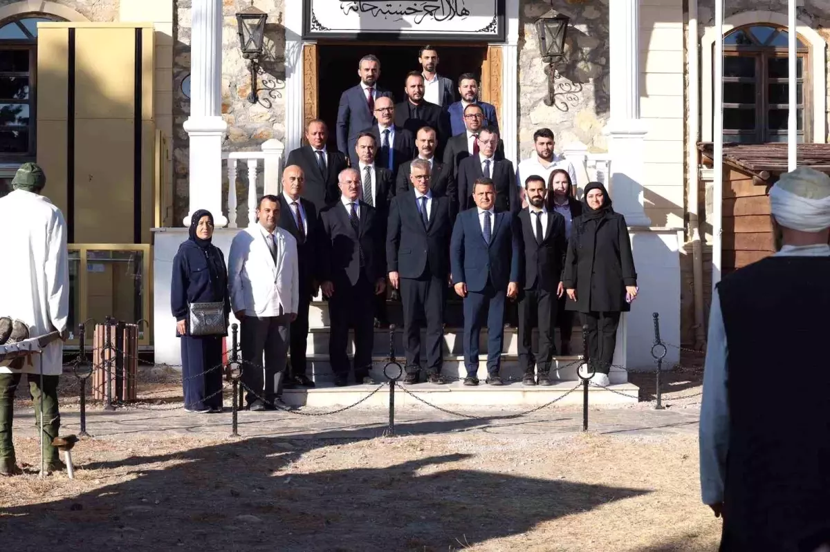 Bakan Memişoğlu Gelibolu\'yu Ziyaret Etti