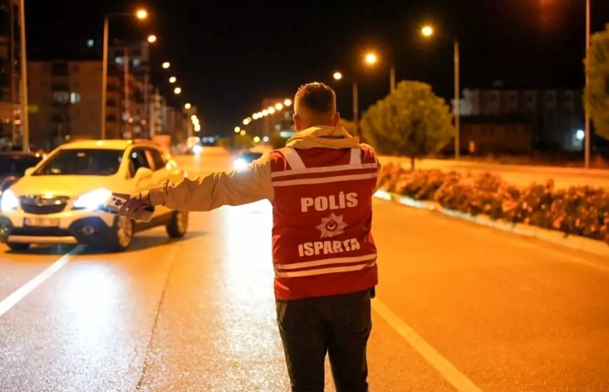 Isparta\'da Trafik Denetimleri: 16 Araca Ceza