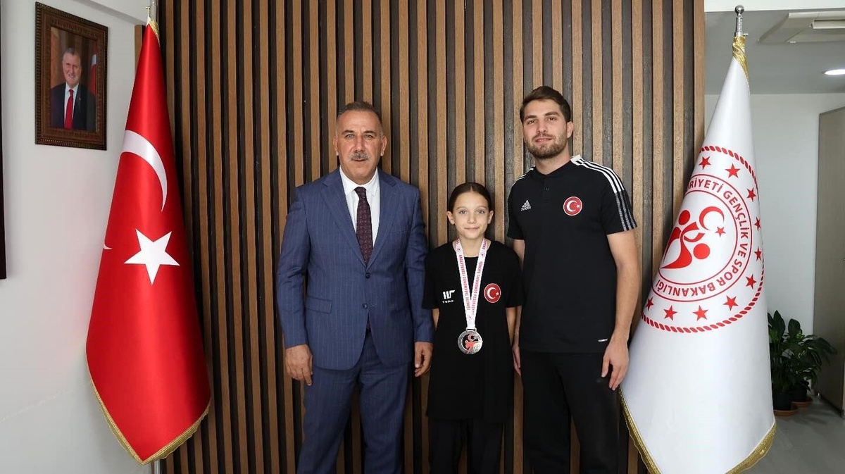 Nejla İnceoğlu\'ndan Türkiye İkinciliği