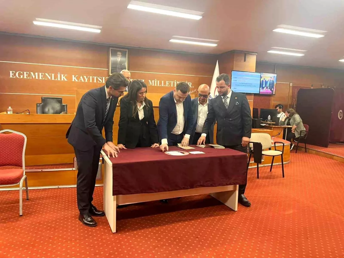 Bayrampaşa\'da Başkanvekili Seçimi Kura ile Belirlendi