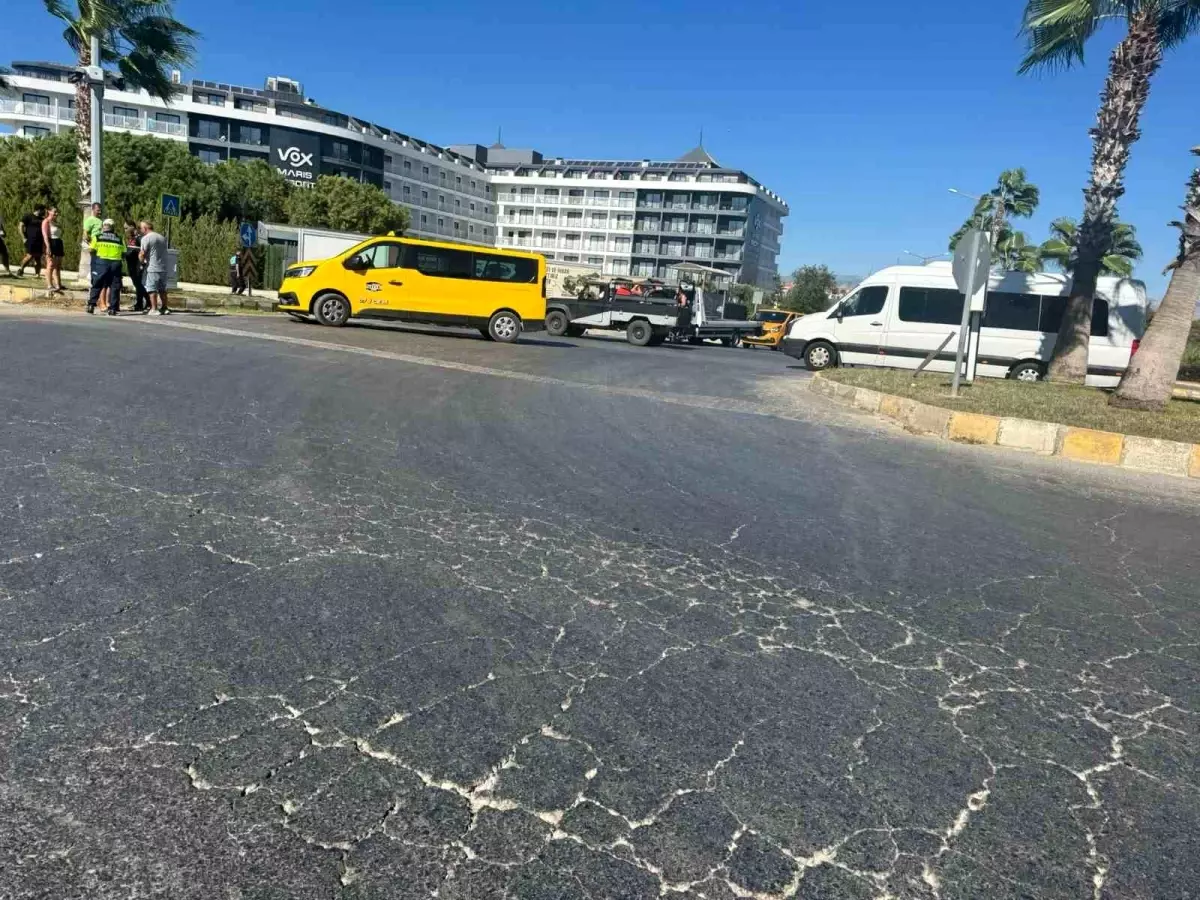 Manavgat\'ta Elektrikli Bisiklet Kazası