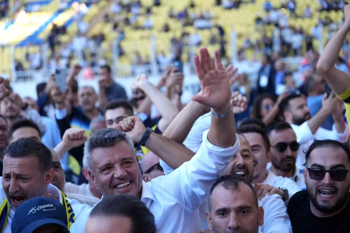 Fenerbahçe\'de Yeni Başkan Sadettin Saran