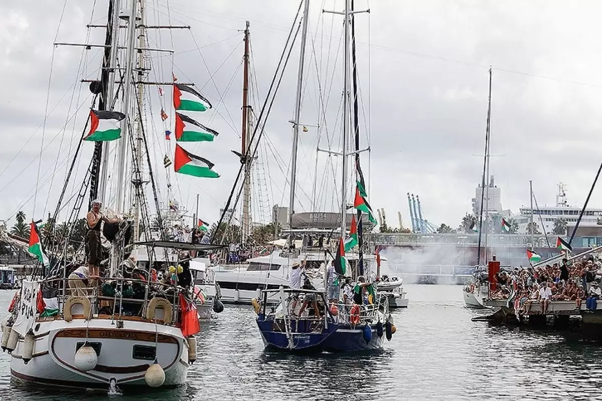 Küresel Sumud Filosu Gazze\'ye doğru ilerliyor! Saldırıya karşı önlem alıyorlar