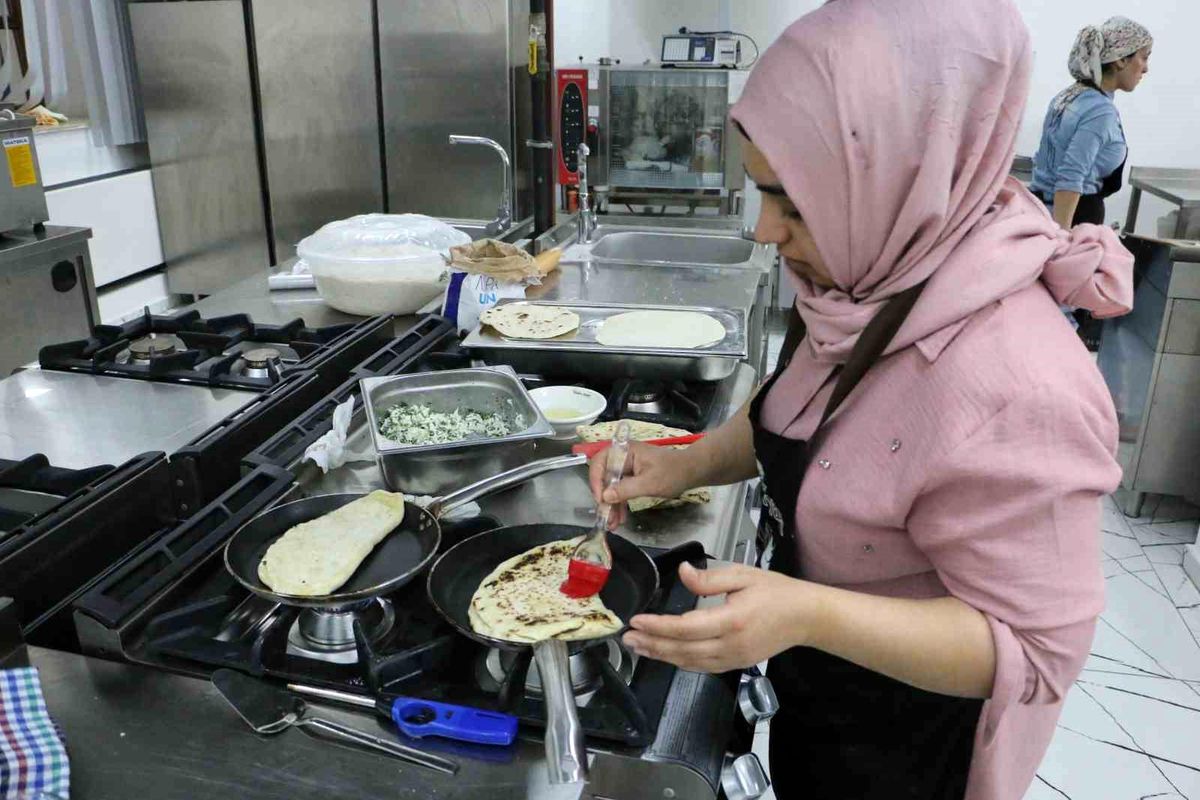 Diyarbakır\'ın Lezzetleri Kadın Kooperatifinde Hayat Buluyor