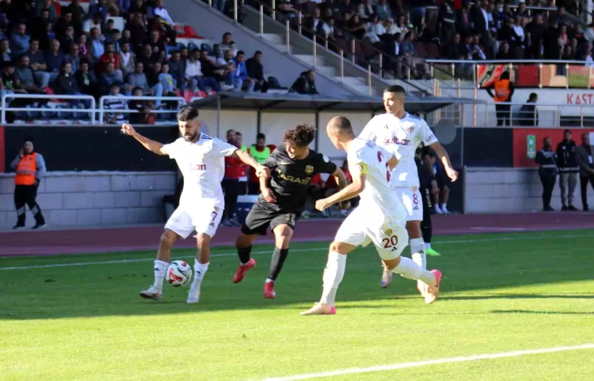 Kastamonuspor, İnegölspor\'a 3-1 Yenildi