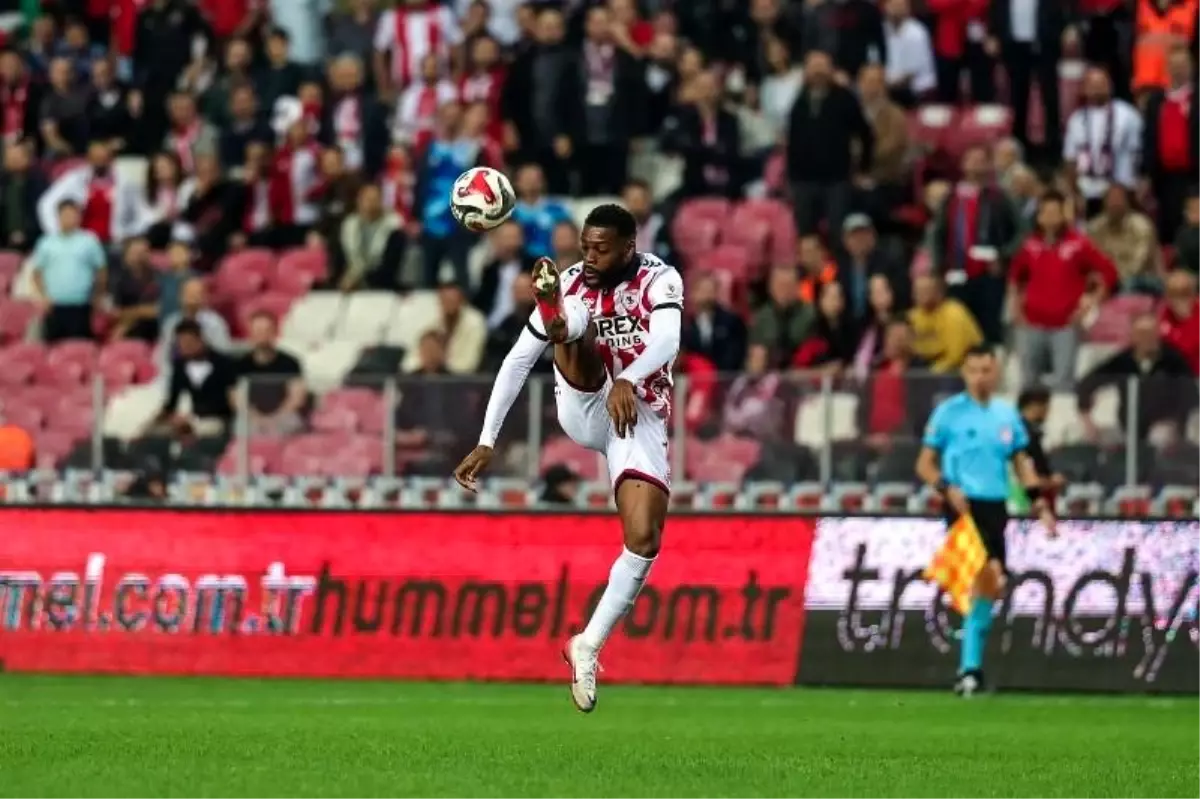 Karagümrük, Samsunspor\'u İlk Yarıda Geçti
