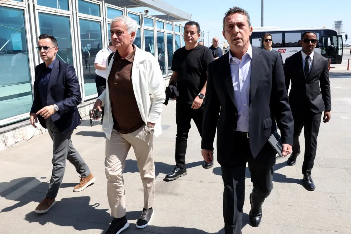 Fenerbahçe\'de bir dönem resmen sona erdi