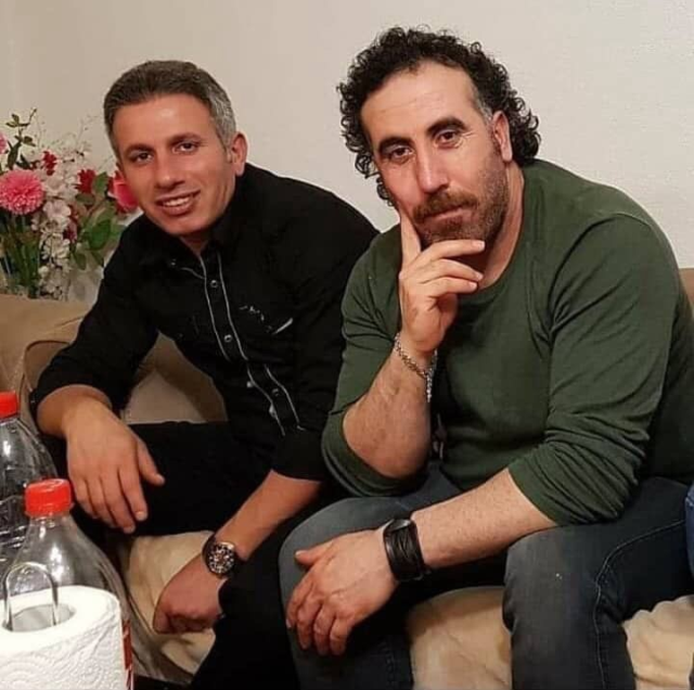 Gaziantep'te park halindeki tıra çarpan otomobildeki 3 kardeşten 2'si öldü Gaziantep'te park halindeki tıra çarpan otomobildeki 3 kardeşten 2'si öldü