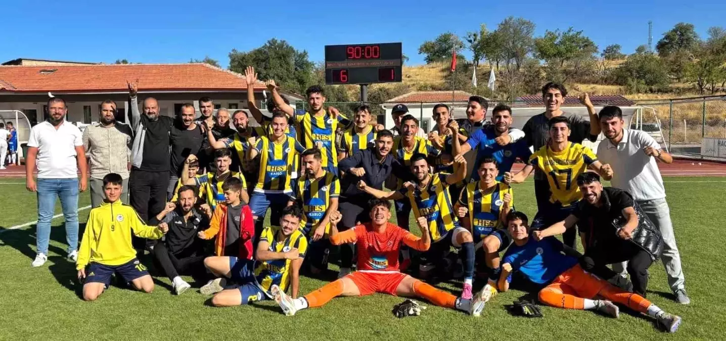 Hacılar Erciyesspor, Amaratspor\'u 6-1 Yendi