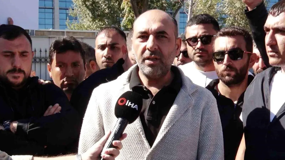 Ankara\'da Sözleşmeleri Sona Erden İşçilerden Eylem