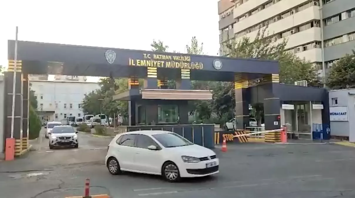 Batman\'da Dolandırıcılık Operasyonu: 4 Tutuklama