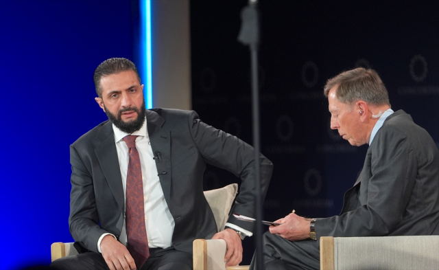 Nereden nereye! Başına Şara ile röportaj yaptı