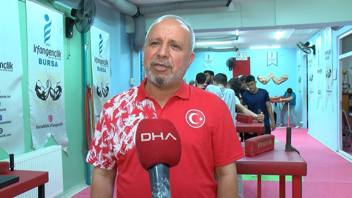 Berat Demir, Bilek Güreşi Dünya Şampiyonu