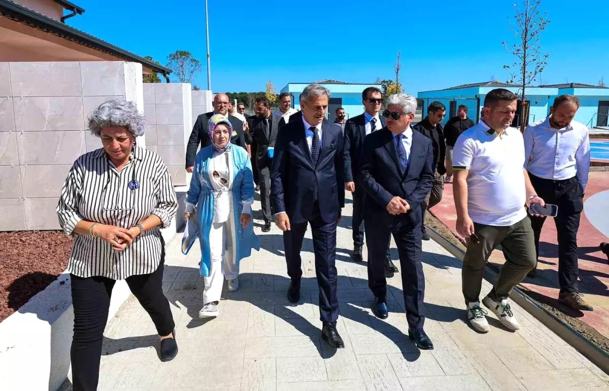 Sakarya\'da Sokak Hayvanları İçin Doğal Yaşam Kampüsü Projesi Başlıyor