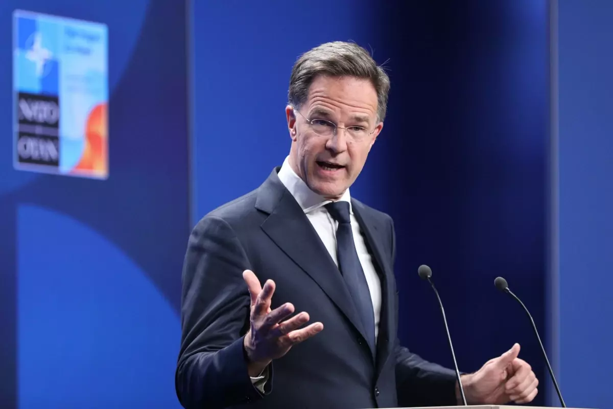 Zelenskiy ve Rutte\'den Kritik Görüşme