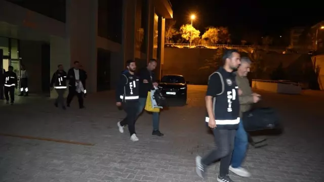 AK Partili belediye başkanı Ahmet Sungur tutuklandı
