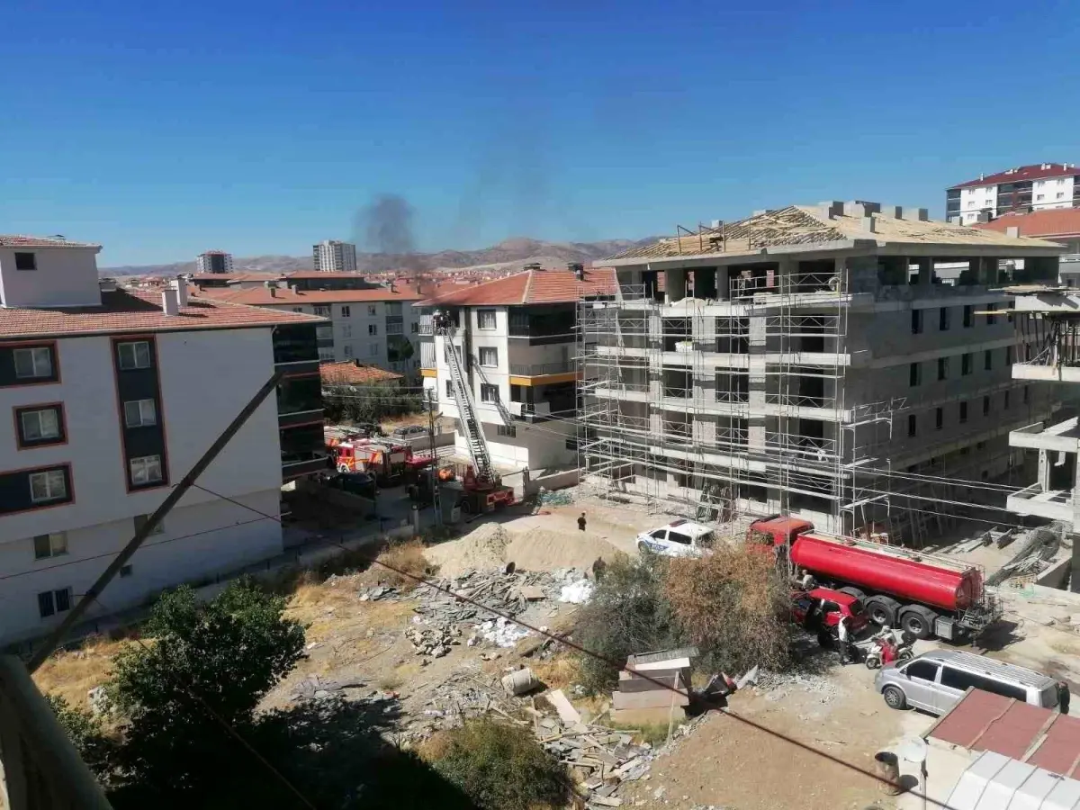 Ankara\'da Apartman Yangını Kontrol Altına Alındı