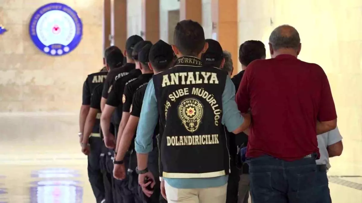 96 Yaşındaki Milyonerin Malvarlığına Dolandırıcılık Operasyonu