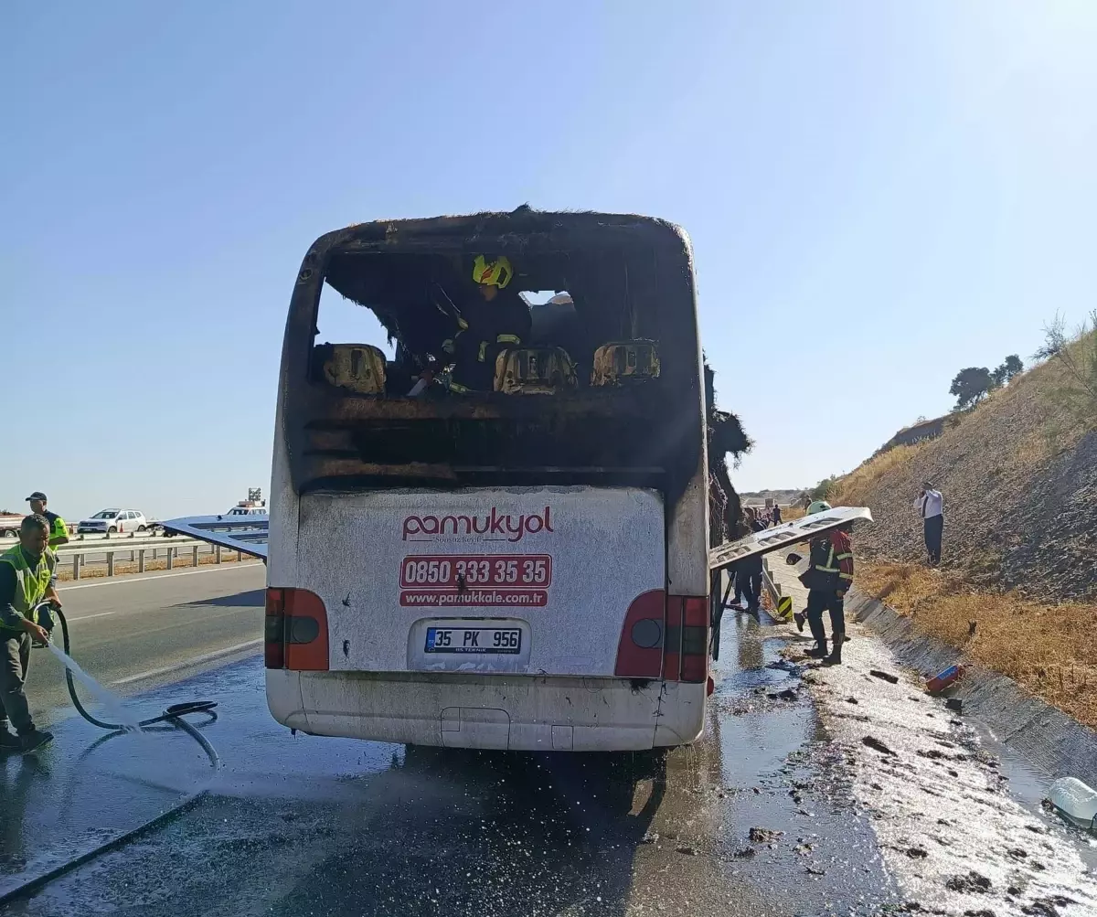 Köşk\'te Otobüs Yangını: 28 Yolcu Tahliye Edildi