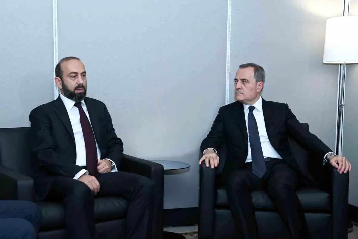 Azerbaycan ve Ermenistan\'dan Barış Görüşmesi