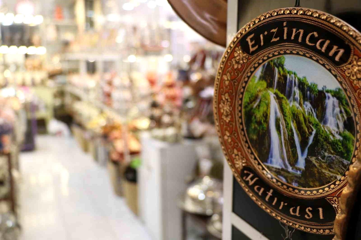 Erzincan Bakırcılar Çarşısı\'nda Sessizlik
