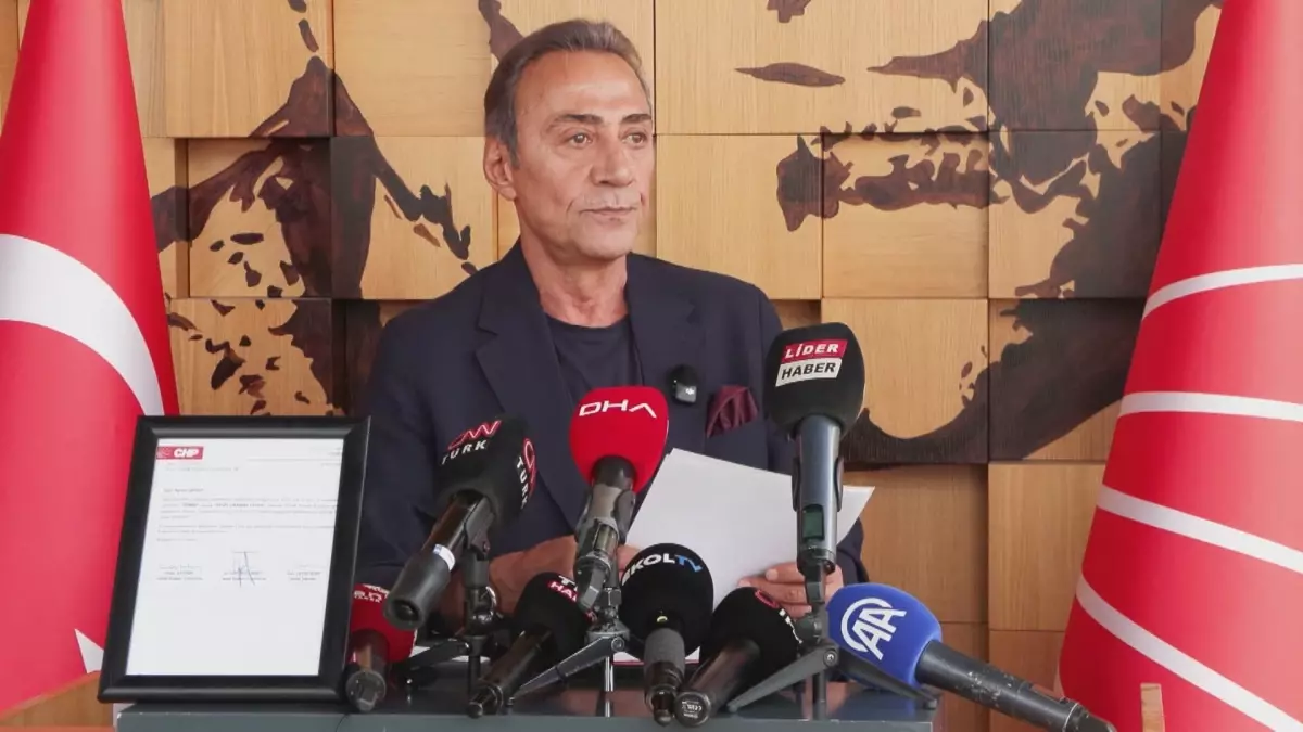 CHP\'de Berhan Şimşek İhraç İstemiyle Disiplin Kurulu\'na Sevk Edildi