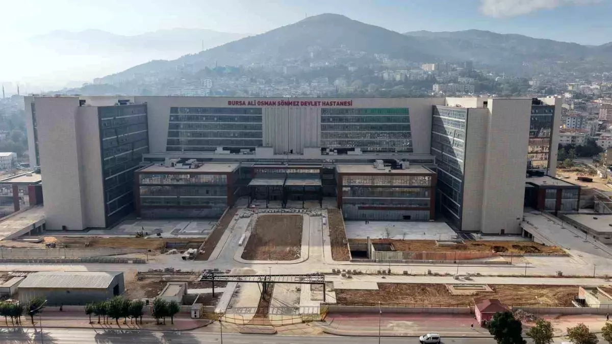 Bursa Devlet Hastanesi Açılışı Hızlanıyor