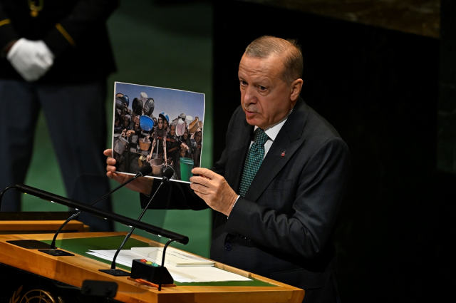 Cumhurbaşkanı Erdoğan, BM Genel Kurulu'nda dünyaya hitap ediyor Cumhurbaşkanı Erdoğan, BM Genel Kurulu'nda dünyaya hitap ediyor