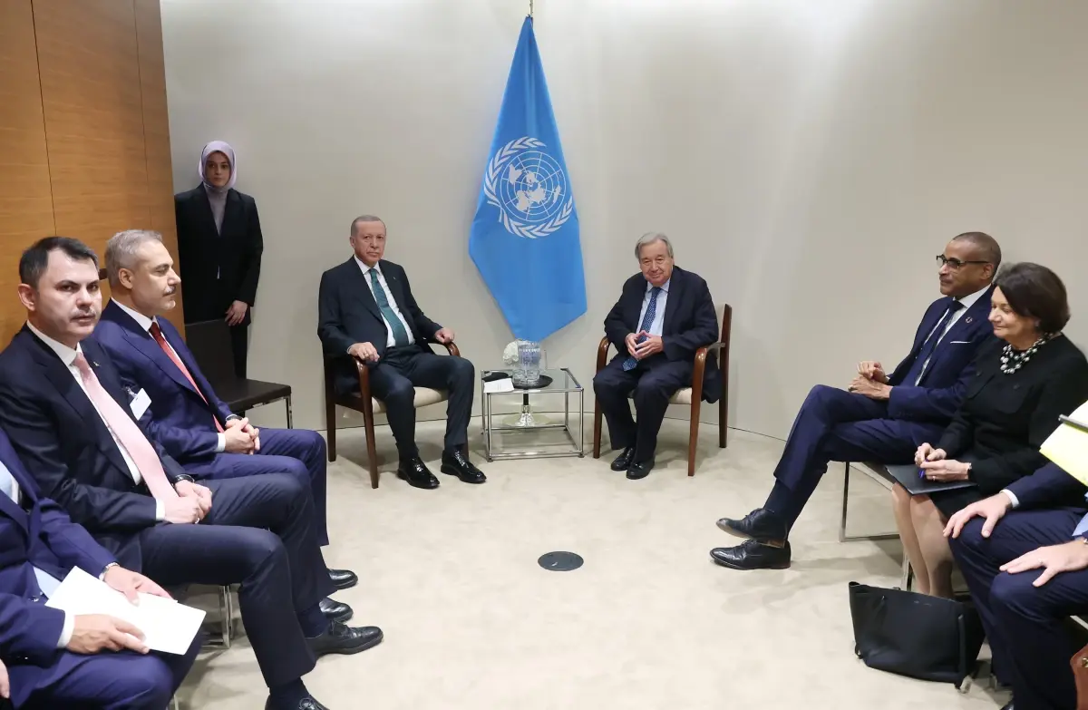Cumhurbaşkanı Erdoğan, BM Genel Sekreteri Guterres ile bir araya geldi